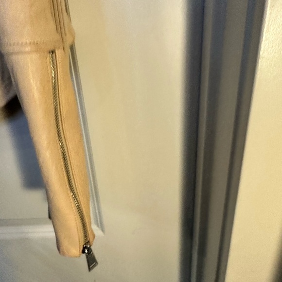 Vince Sand Shell Asymmetrical Rib Knit 100% Lambskin Leather Moto Designer Coat - Picture 13 of 16